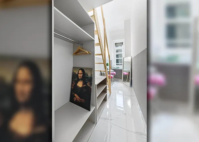 New Modern Homes Rakoczi 57 شقة *