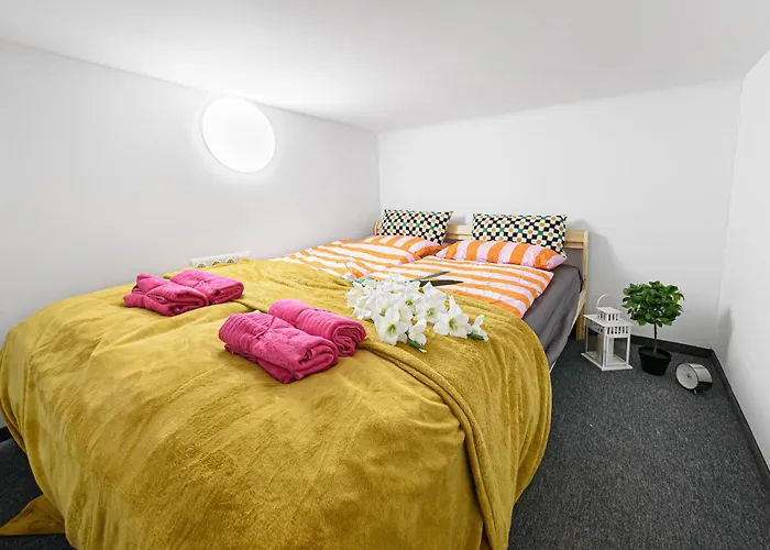 New Modern Homes Rakoczi 57 * בודפשט