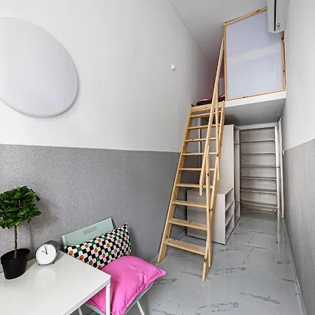 New Modern Homes Rakoczi 57 * 부다페스트